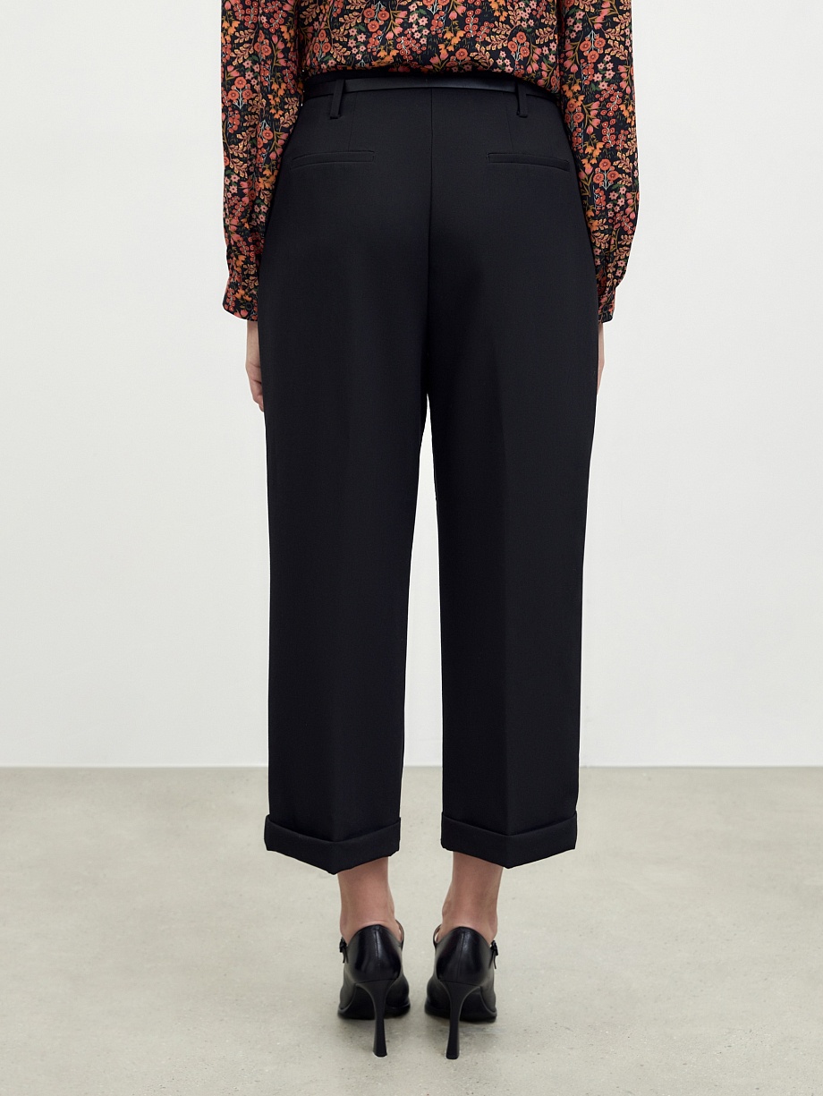 Широкие брюки из костюмной ткани