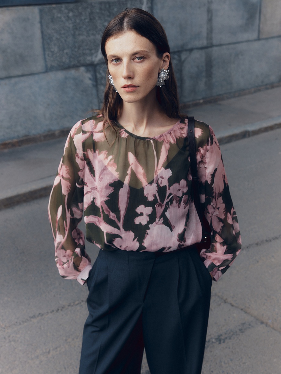 Свободная  блуза из принтованного шифона