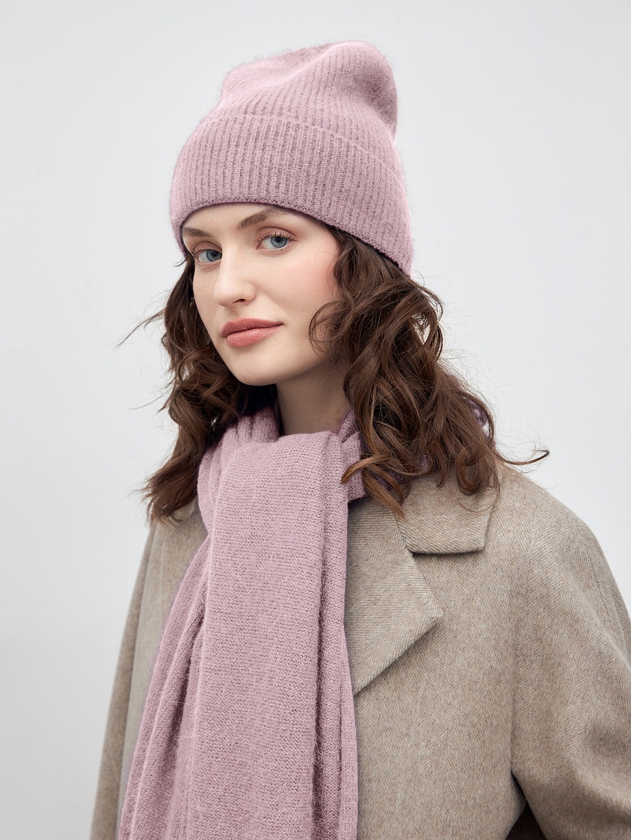 Шарф из мягкой пряжи с содержанием ангоры