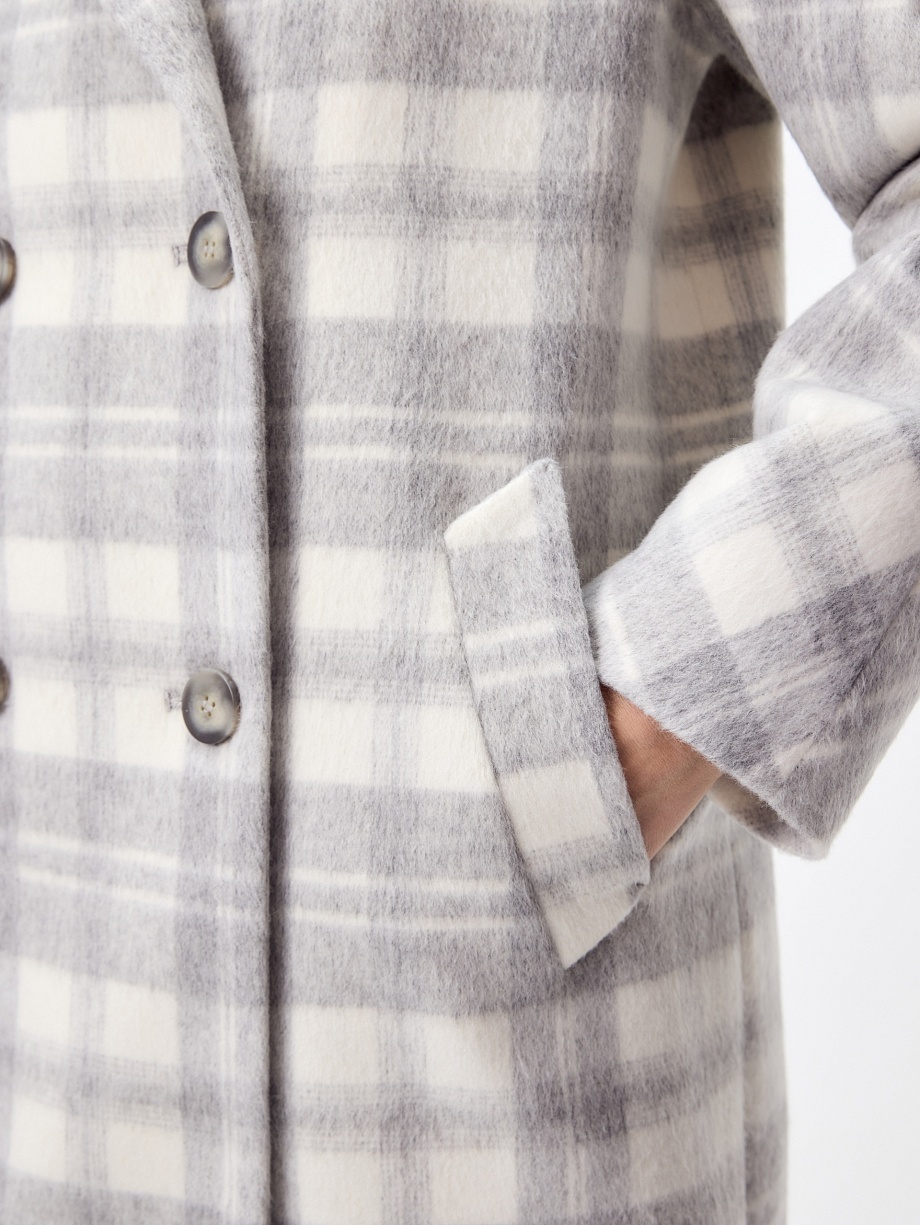 Пальто из шерсти с мембраной и съёмным капюшоном