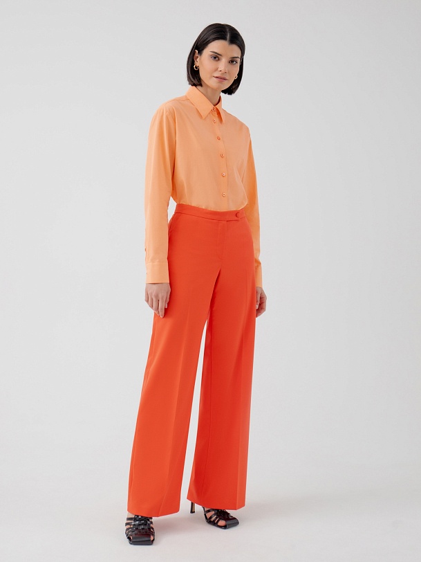 Яркие брюки со стрелками на высокой посадке