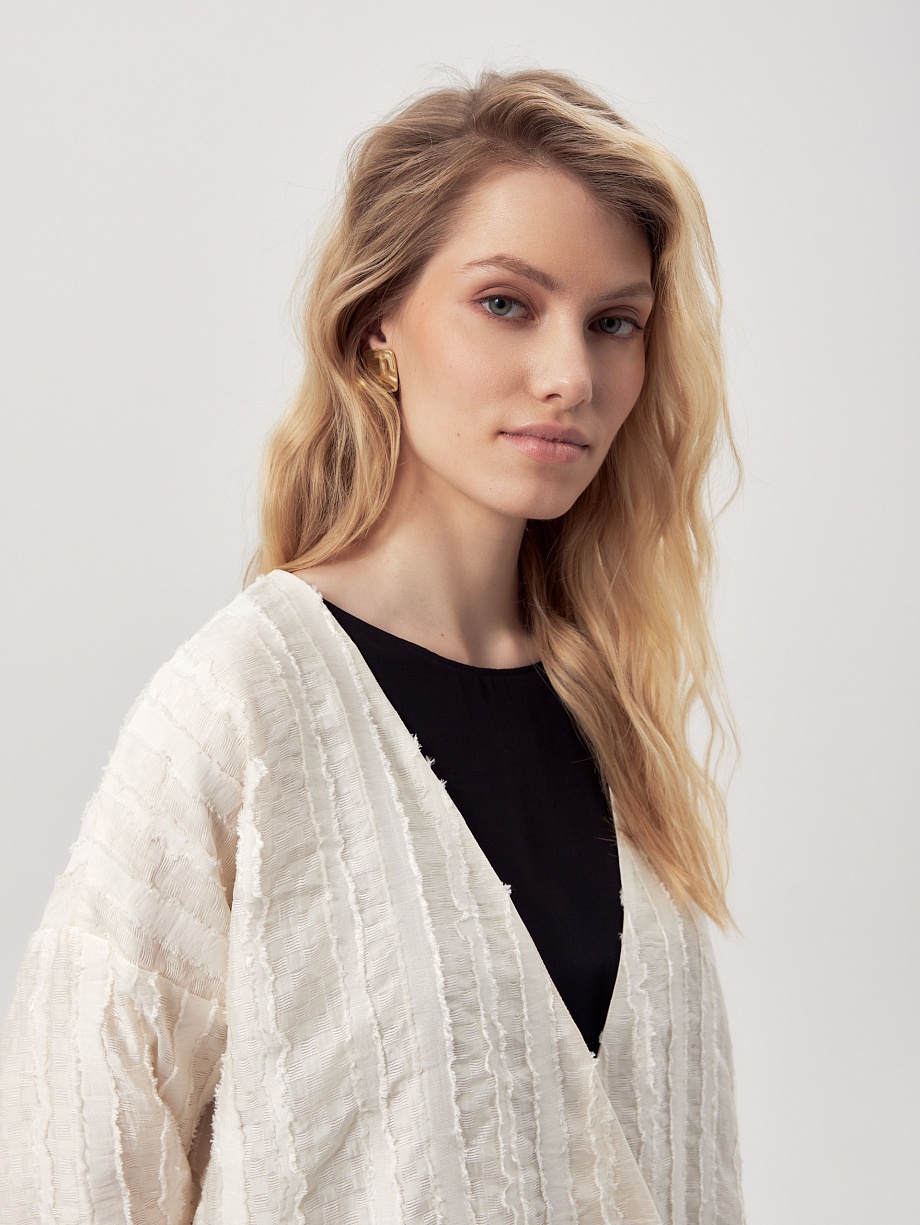 Летний жакет с поясом