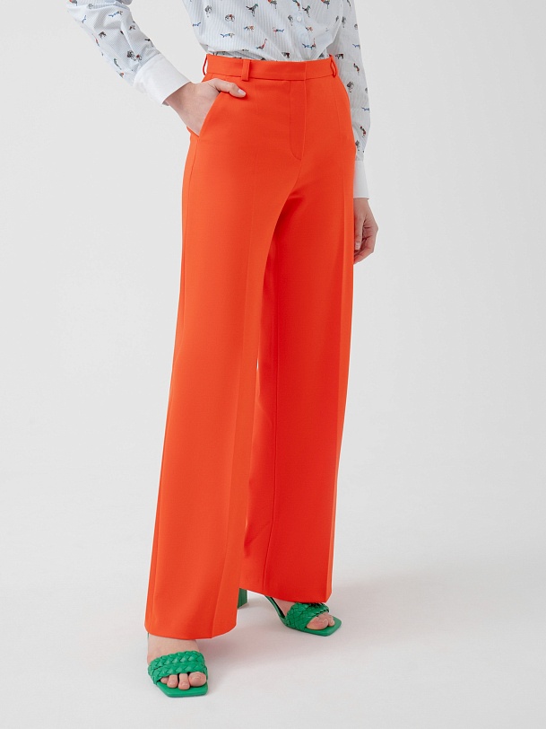 Прямые свободные брюки из костюмной ткани