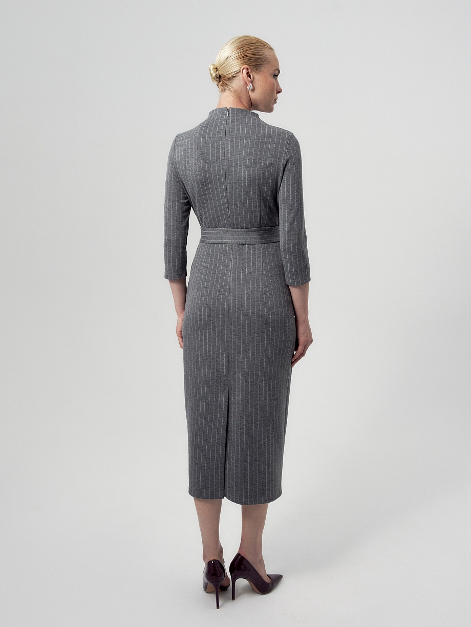 Трикотажное платье миди