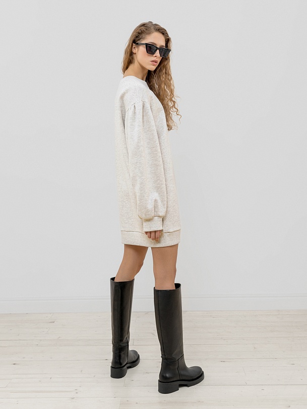 Платье трикотажное в спортивном стиле