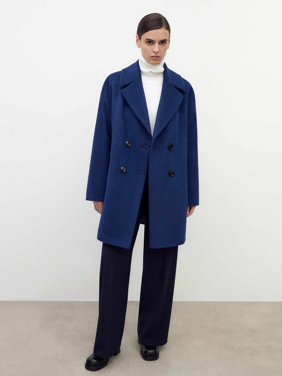 Зимнее пальто из премиальной длинноворсовой шерстяной ткани