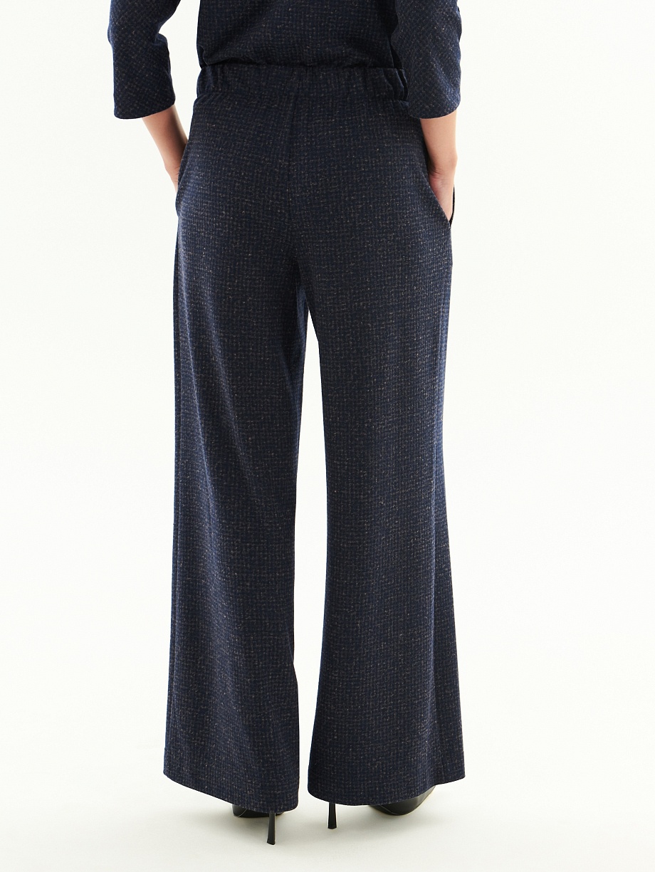 Широкие брюки из жаккардового трикотажа с поясом на резинке