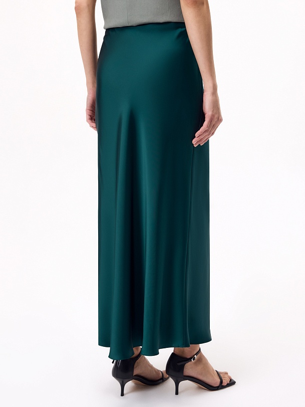 Юбка макси из атласа