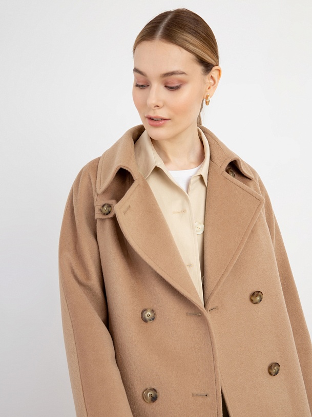 Двубортное шерстяное пальто с мембраной