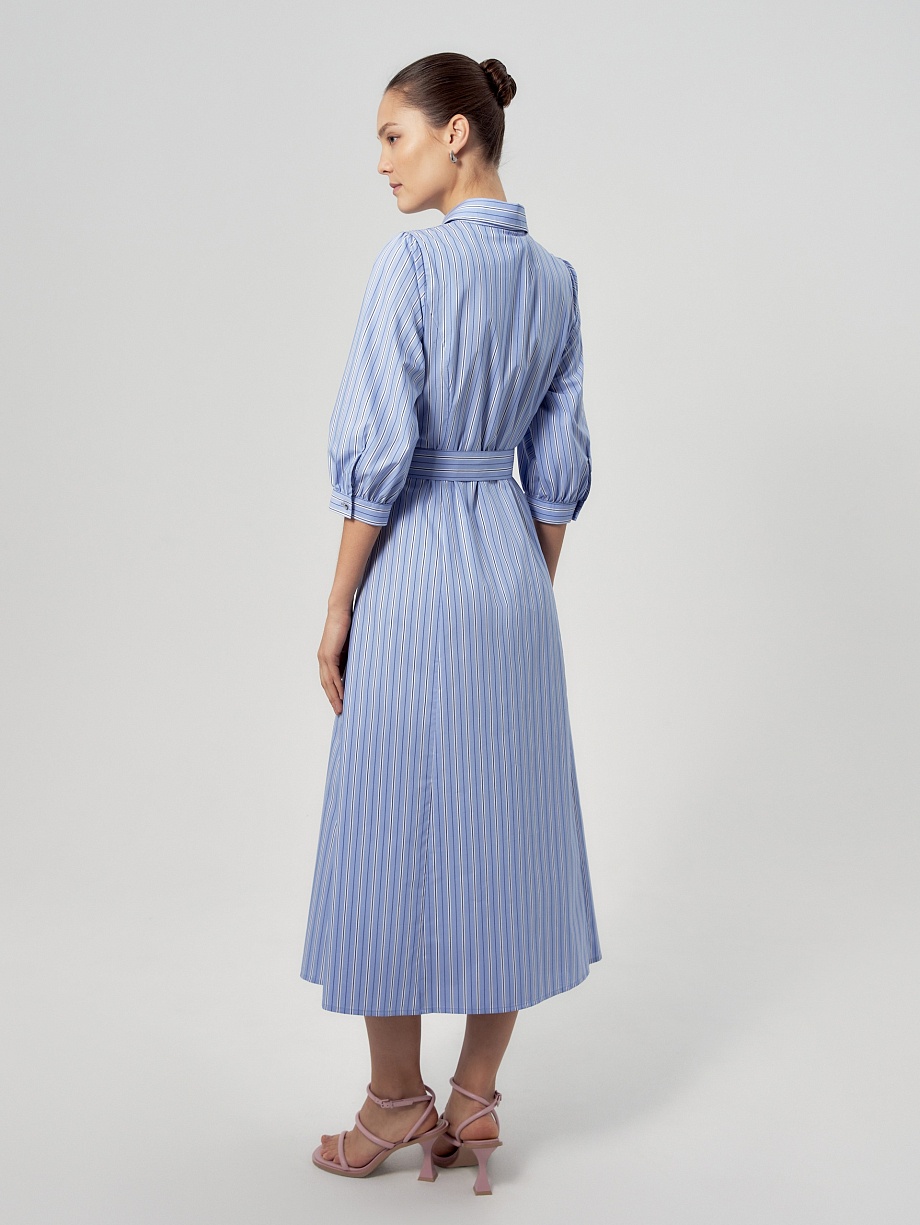 Приталенное платье-рубашка