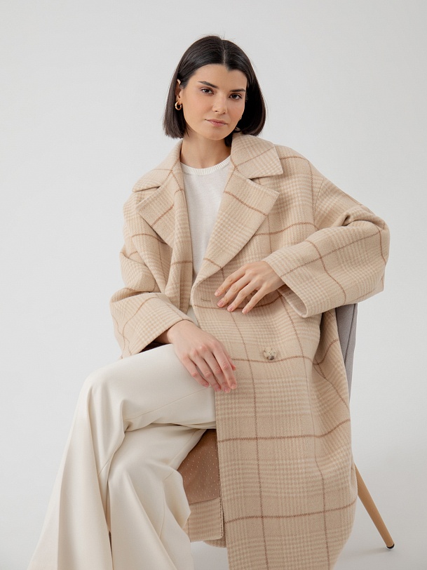 Шерстяное демисезонное пальто с мембраной