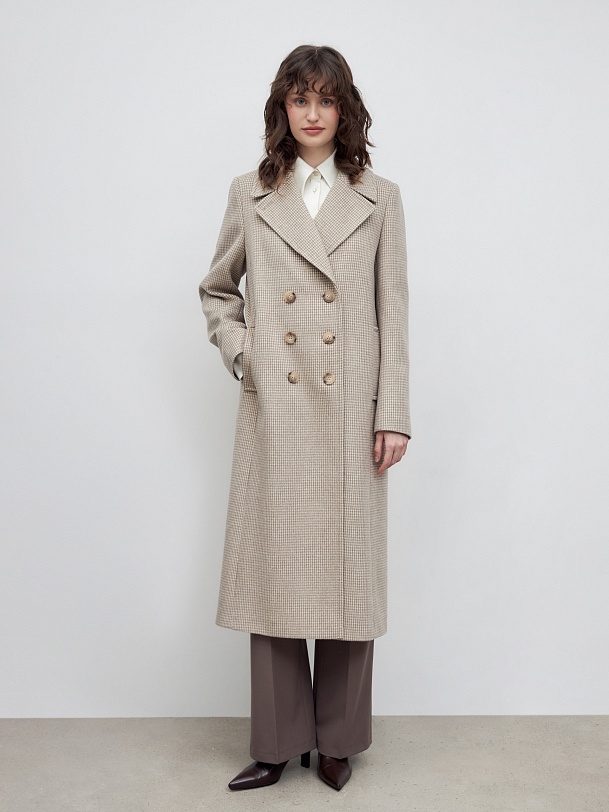 Шерстяное пальто с мембраной и утеплённой спинкой