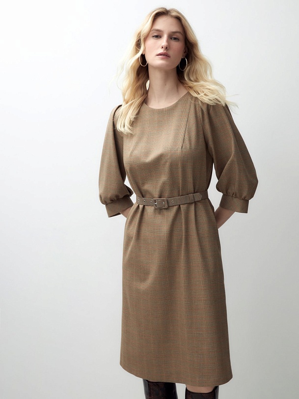 Платье-трапеция из костюмной ткани