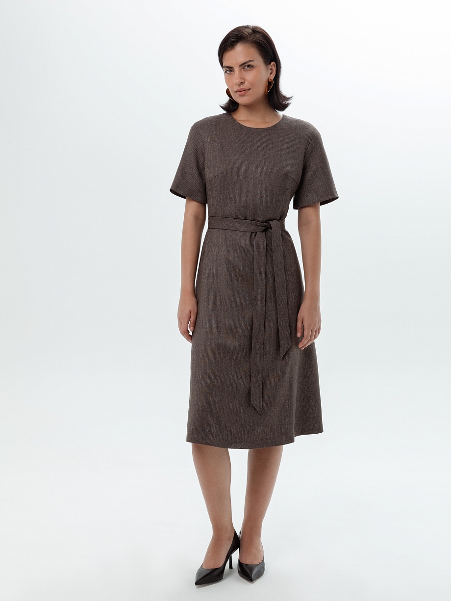 Приталенное платье миди из костюмной ткани
