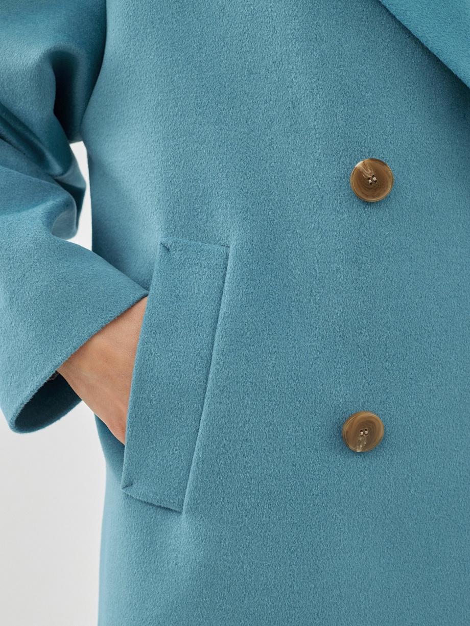 Шерстяное демисезонное пальто с мембраной