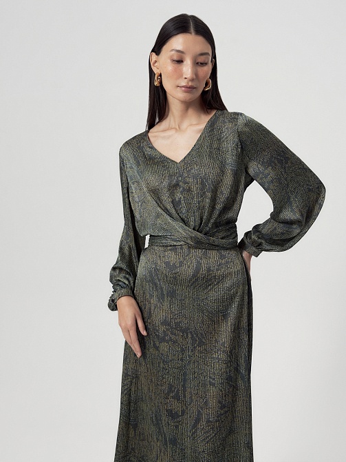 Платье с драпировкой