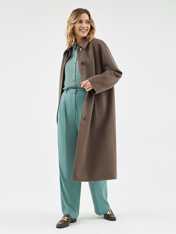 Шерстяное пальто с мембраной и утеплённой спинкой