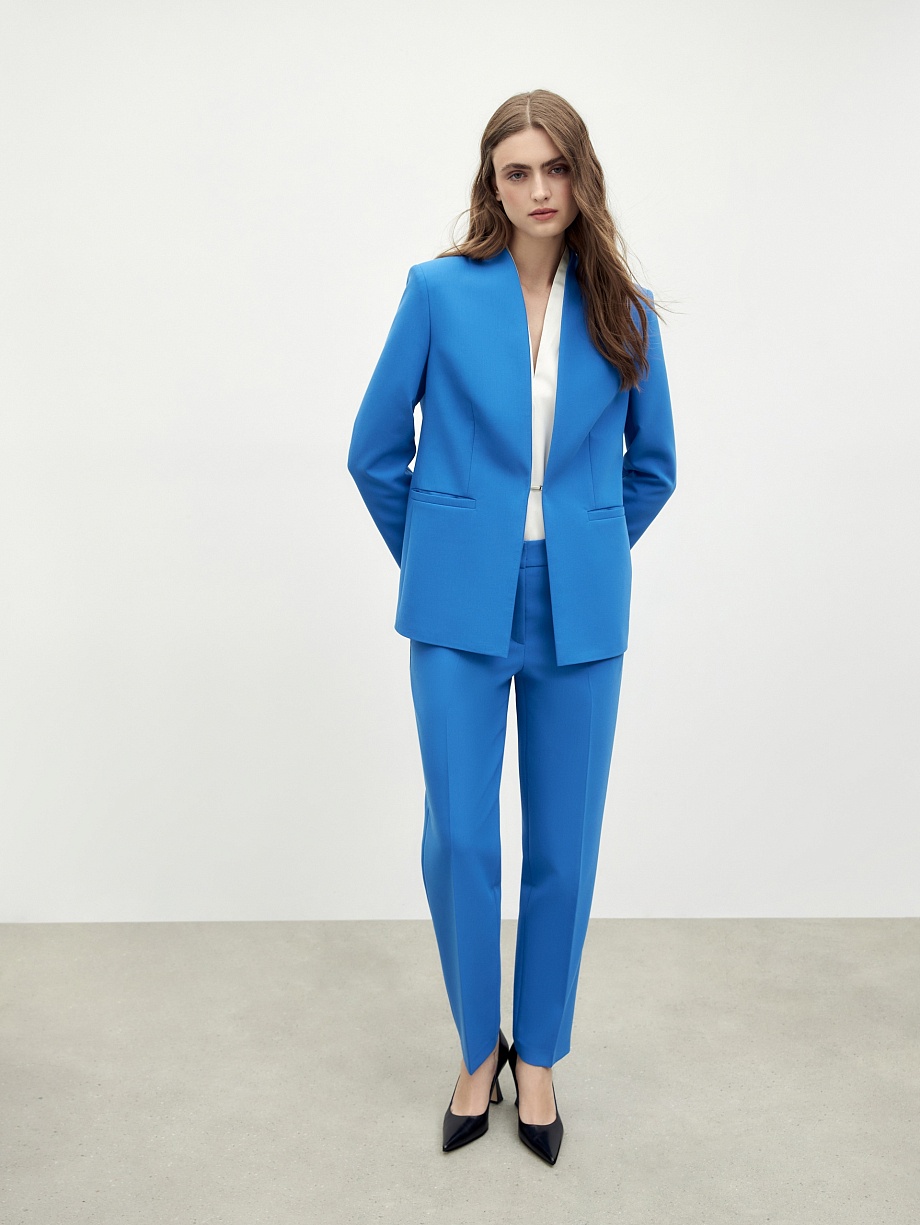 Приталенный жакет из костюмной ткани 