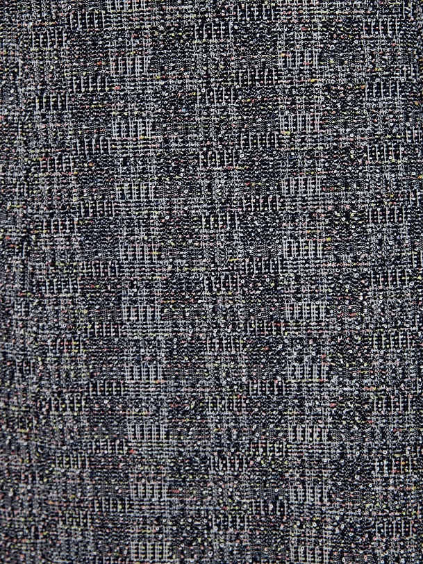 Платье из буклированной ткани с контрастным поясом