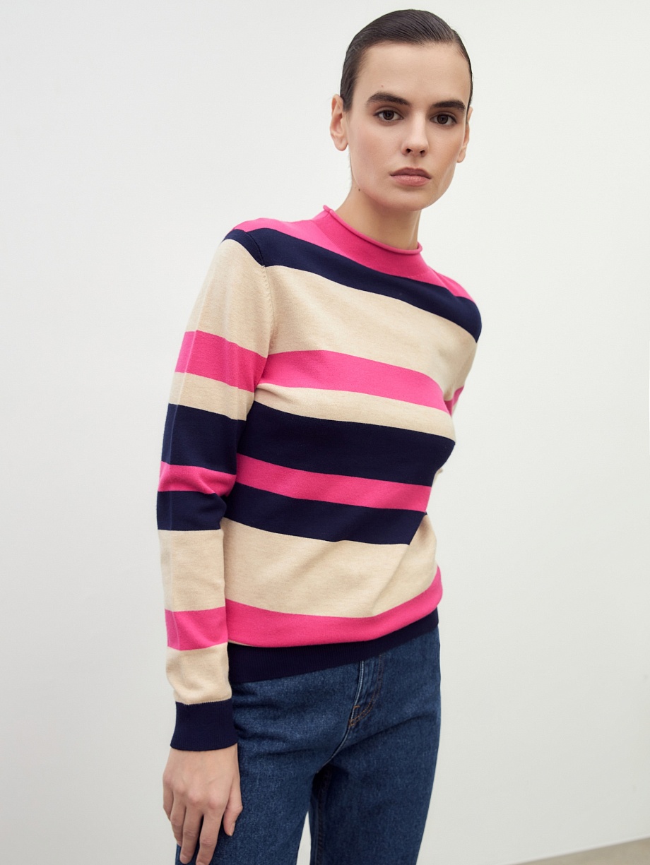 Водолазка из вискозы в яркую полоску