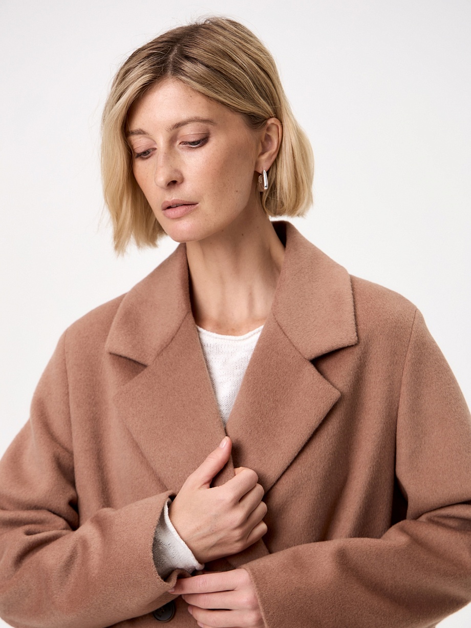 Пальто из шерсти с мембраной