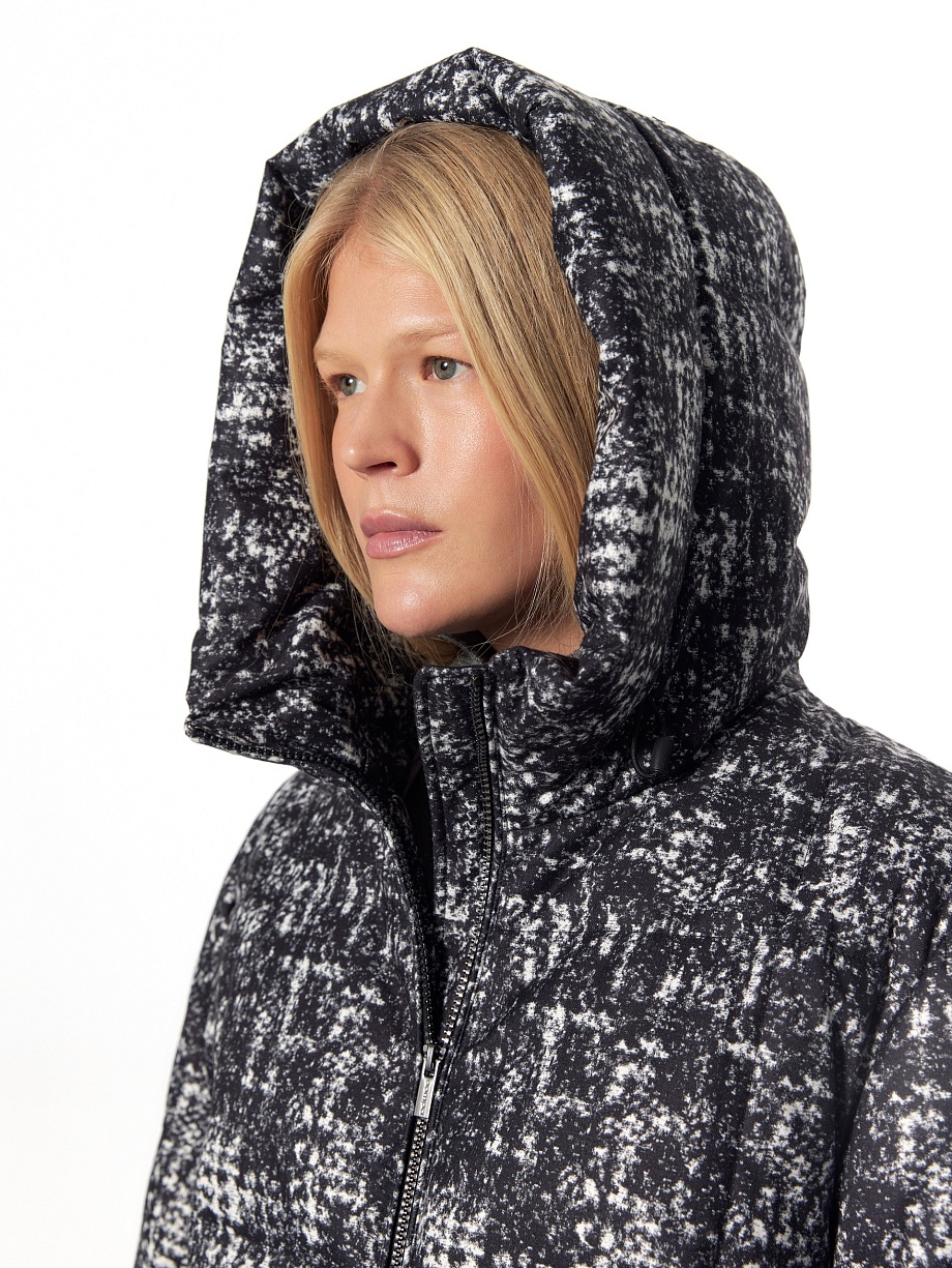 Укороченный пуховик с утеплителем 90% пух и 10% перо