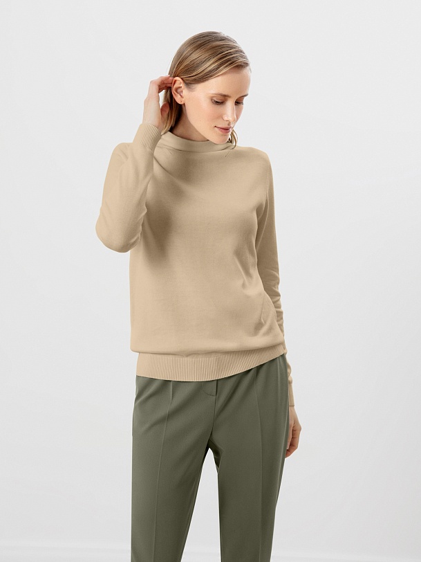 Тонкий свитер из вискозы и хлопка