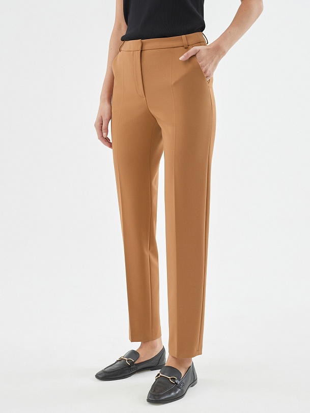 Брюки со стрелками из костюмной ткани