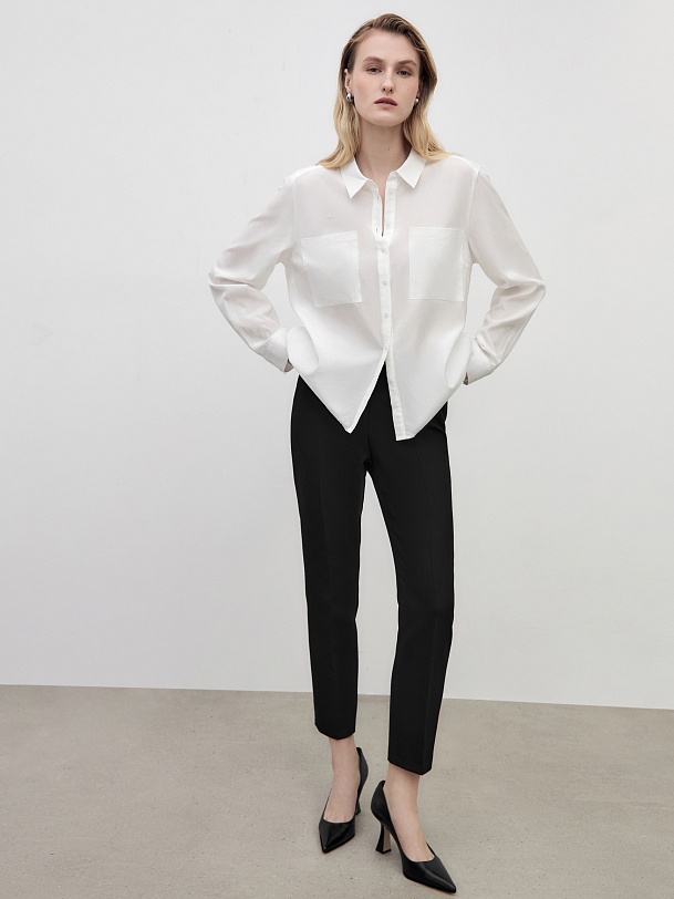 Зауженные брюки со стрелками из костюмной ткани 