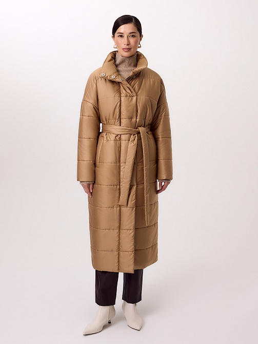 Утепленное стеганое женское пальто с мембраной