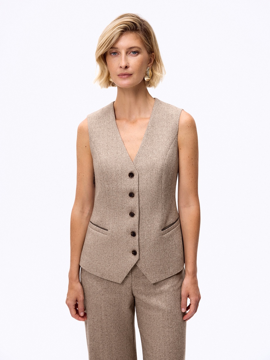 Жилет из премиальной костюмной шерсти