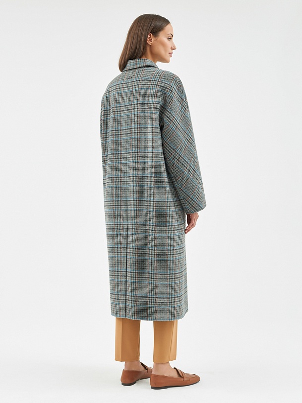 Шерстяное пальто с мембраной и утеплённой спинкой