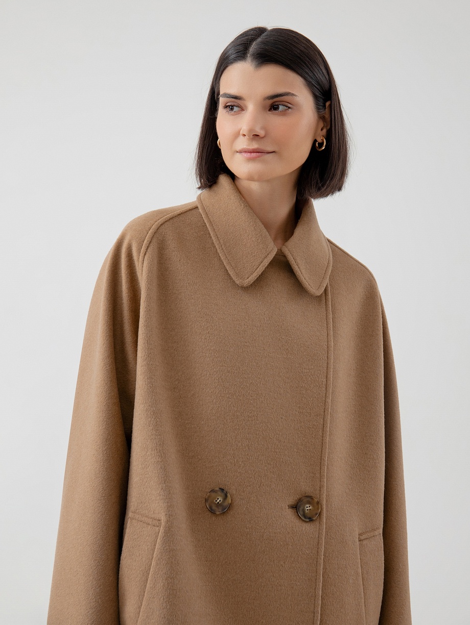 Шерстяное демисезонное пальто с мембраной