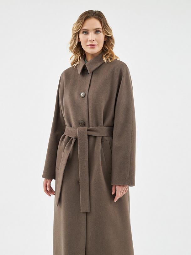 Шерстяное пальто с мембраной и утеплённой спинкой