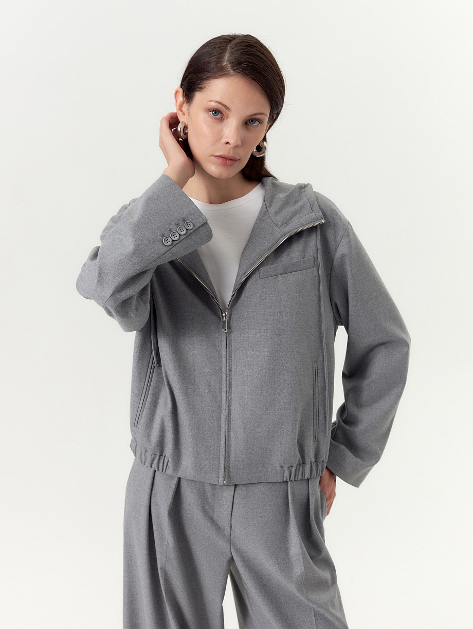 Жакет-бомбер на молнии