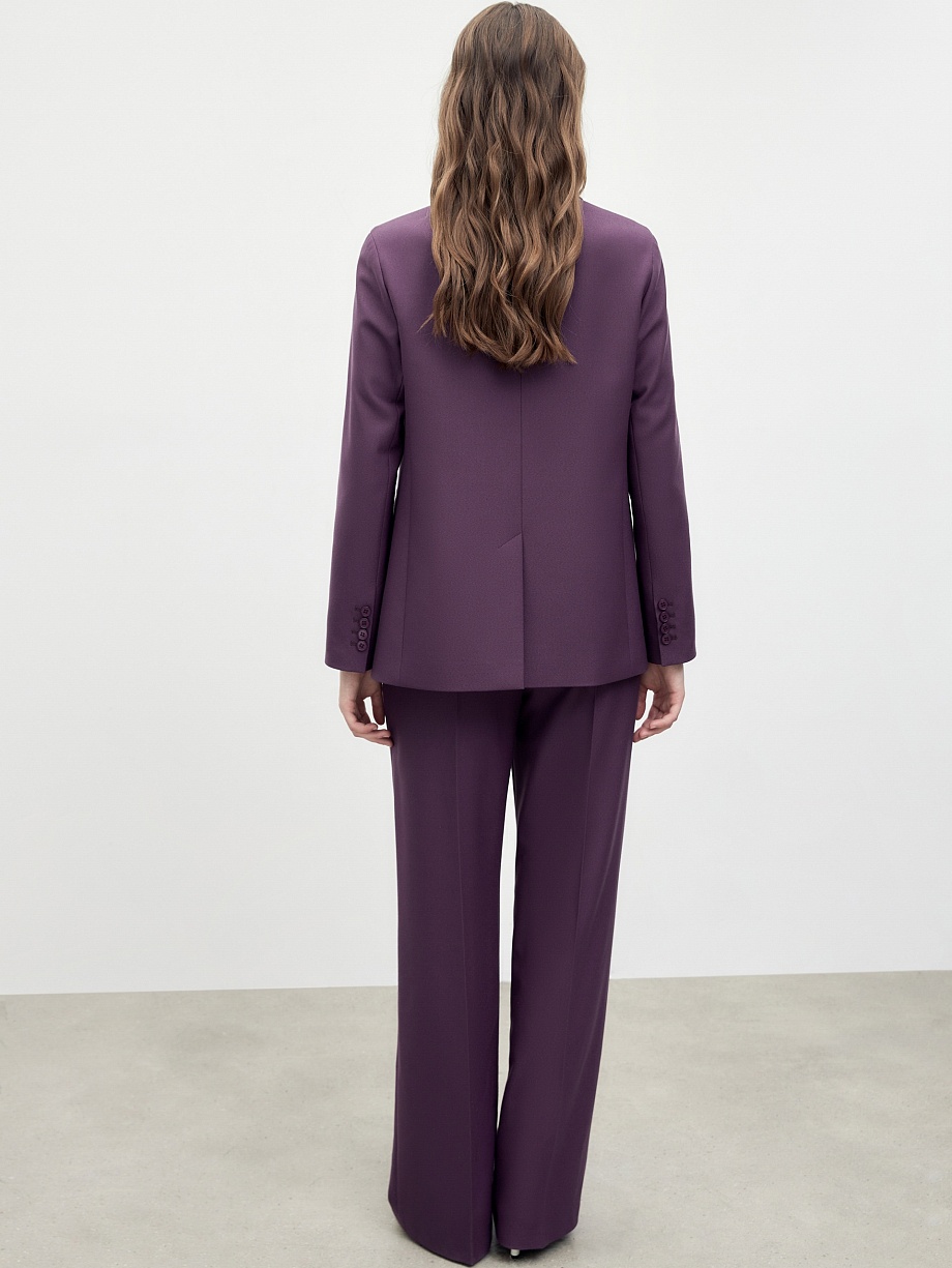 Прямой однобортный удлиненный жакет 