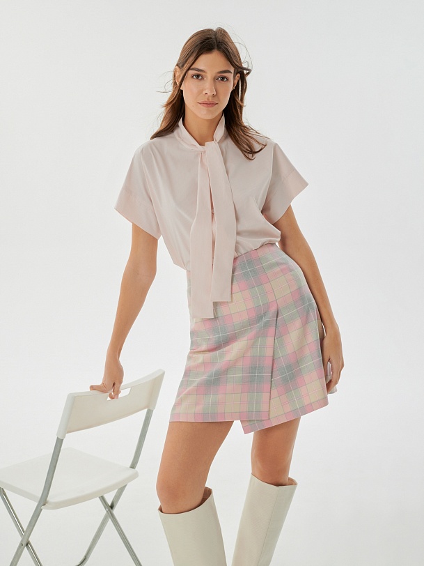 Юбка-трапеция длины мини в клетку