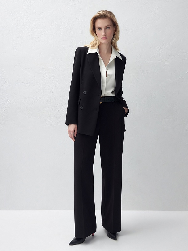 Прямые брюки свободного силуэта