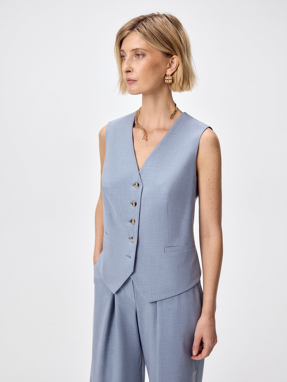 Жилет из костюмной ткани