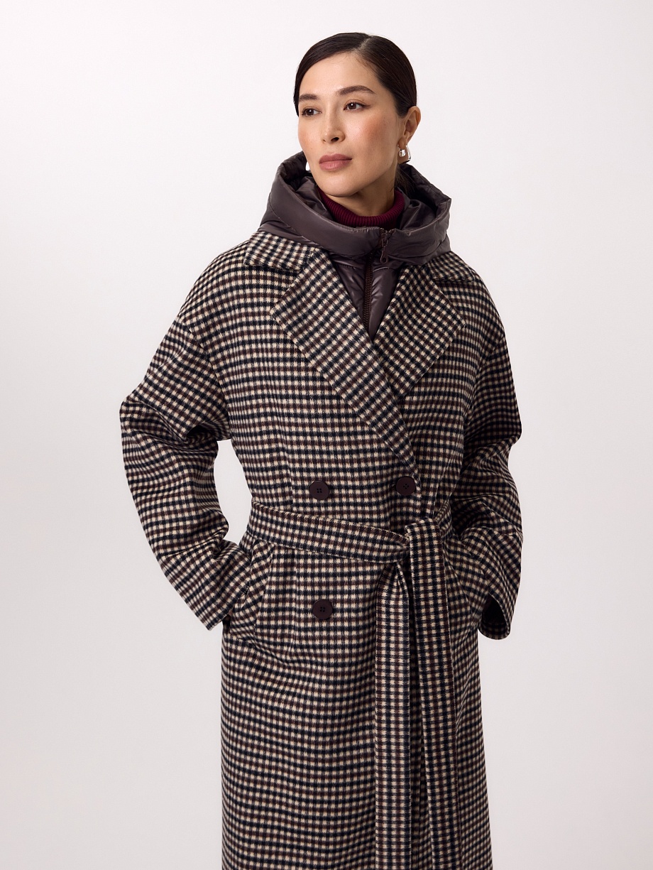 Шерстяное пальто с мембраной и утеплённой спинкой