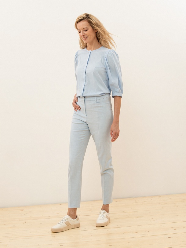 Укороченные женские брюки