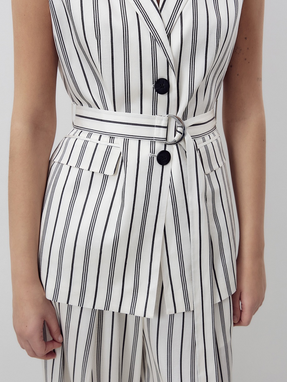 Удлинённый жилет из натуральной ткани