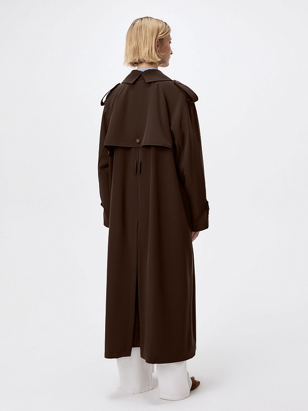 Классический тренч с застёжкой на воротнике