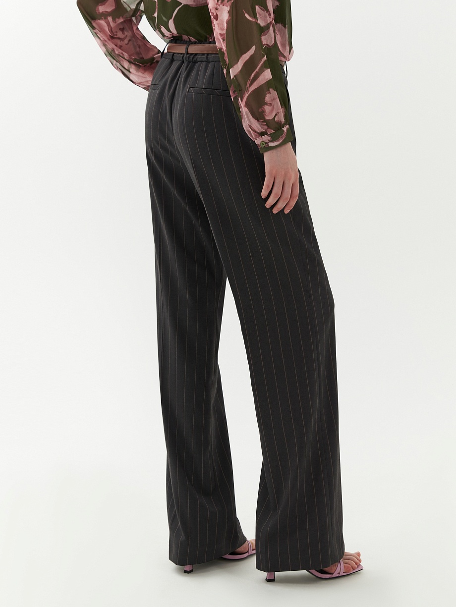 Брюки полуприлегающего силуэта в тонкую полоску