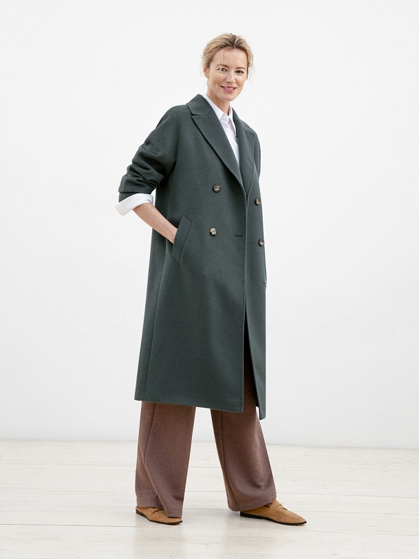 Шерстяное пальто приталенное с мембраной