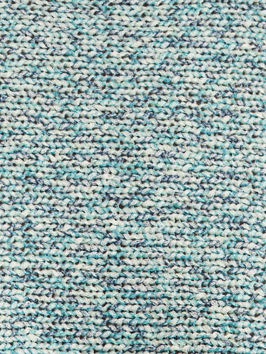 Мягкий вязаный джемпер оверсайз