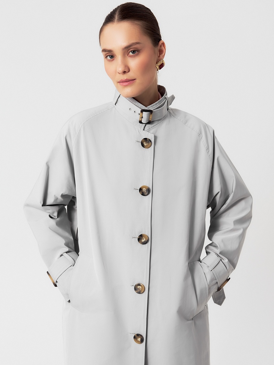 Непромокаемый тренч с высоким воротником