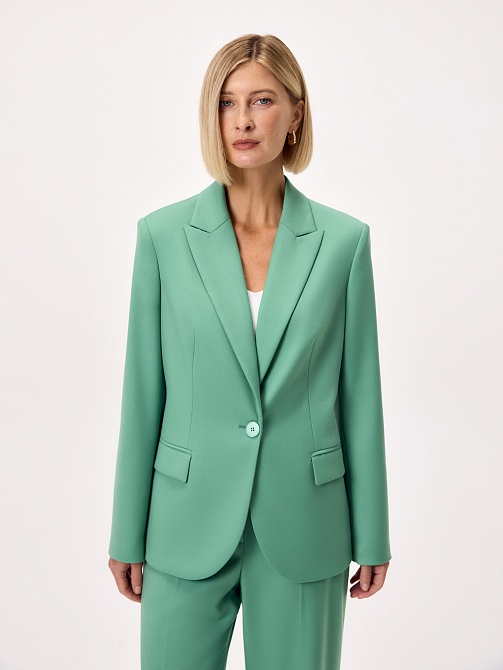 Жакет из костюмной ткани с вискозой