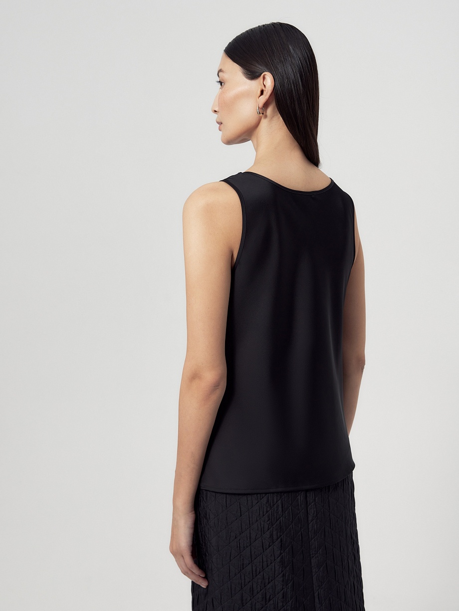 Топ из атласной ткани