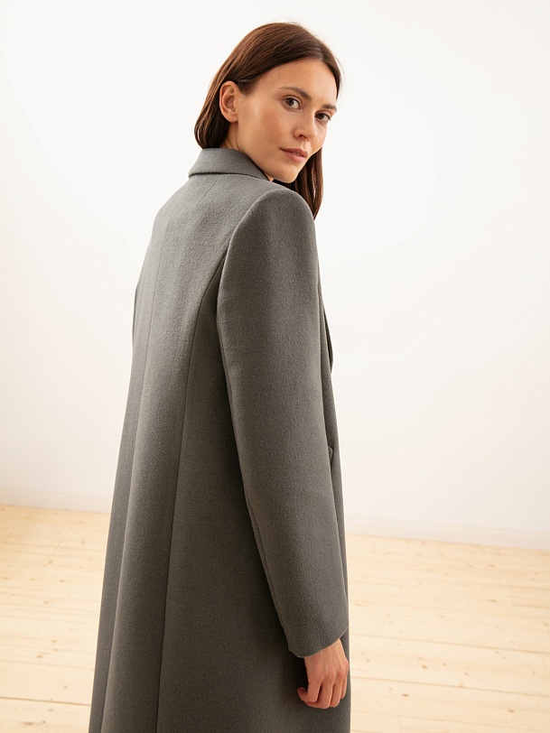 Двубортное шерстяное пальто с мембраной